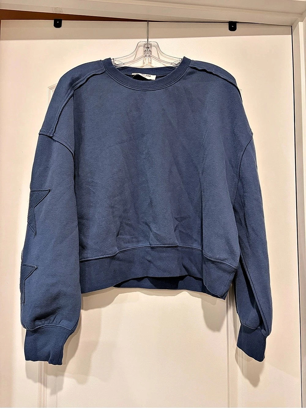 Double Zero Star Patch Sleeve Sweatshirt Blue Small